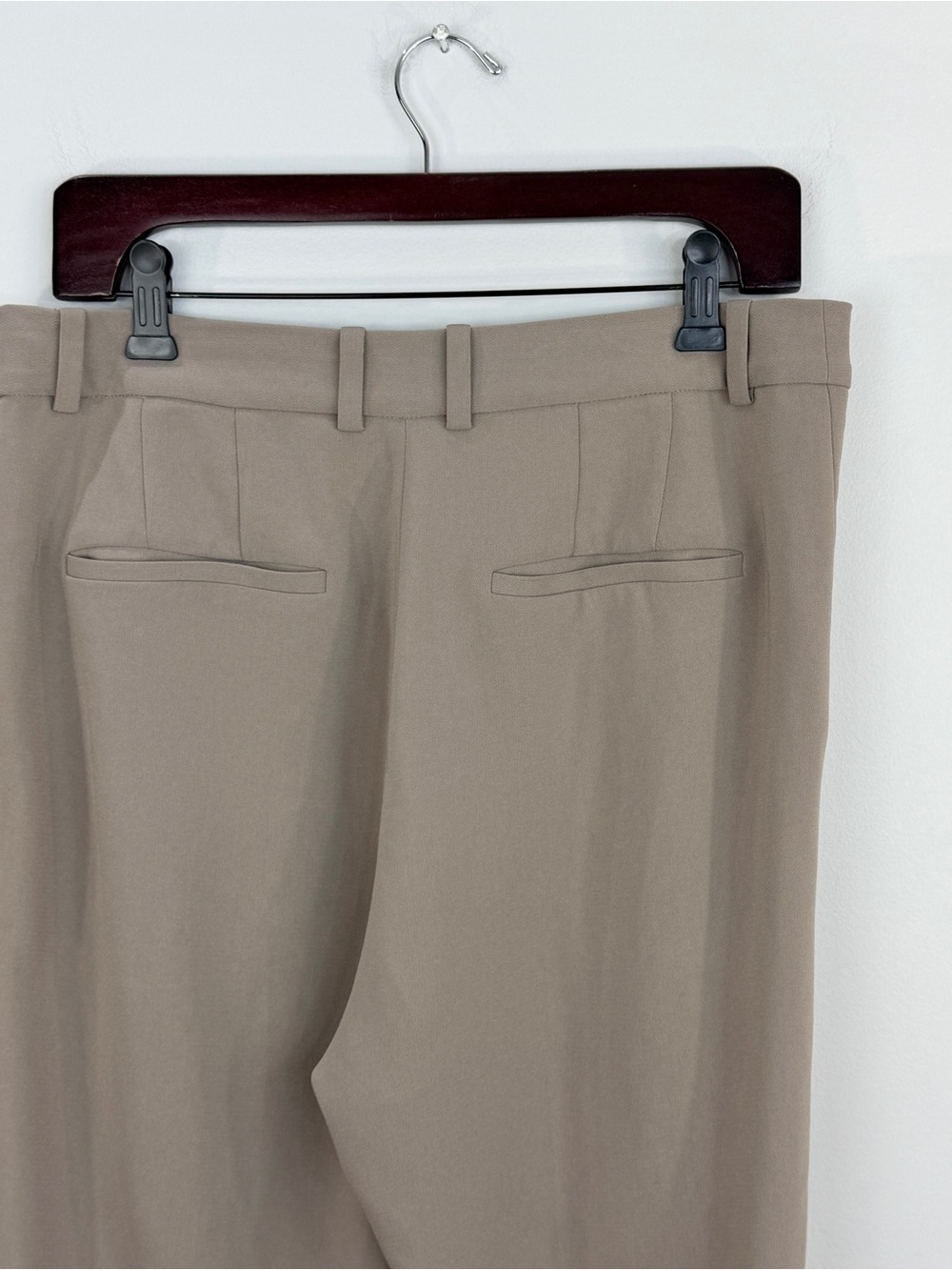 Aritzia Babaton taupe brown old money pleated cropped wide leg crepe pant 10 - Picture 7 of 14